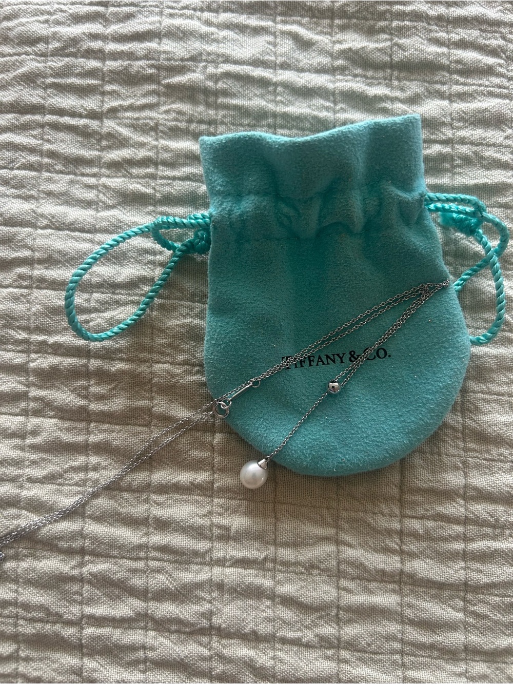 Tiffany & Co. Sterling Silver Single Pearl Pendant with Blue Pouch - Picture 4 of 8